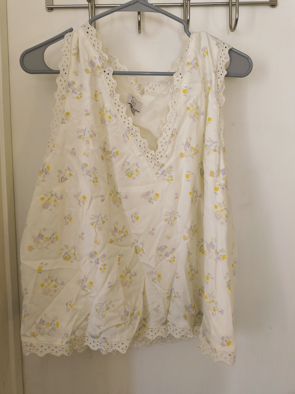 a new day White Floral Lace-Trim Tank with Yellow & Lavender Accents